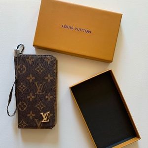 iPhone XS / Max Wallet Case